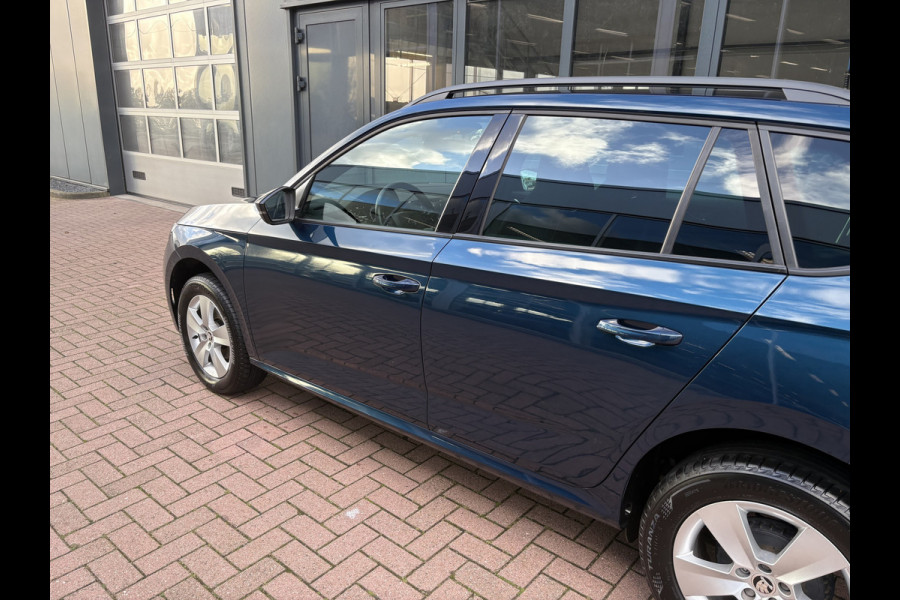 Škoda Kamiq 1.0 TSI 115pk DSG Sport Business CLIMA/CRUISE/DAB/CARPLAY/PDC/TREKHAAK Škoda Kamiq 1.0 TSI 115pk DSG Sport Business CLIMA/CRUISE/DAB/CARPLAY/PDC/TREKHAAK