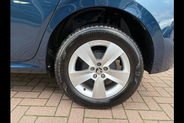 Škoda Kamiq 1.0 TSI 115pk DSG Sport Business CLIMA/CRUISE/DAB/CARPLAY/PDC/TREKHAAK Škoda Kamiq 1.0 TSI 115pk DSG Sport Business CLIMA/CRUISE/DAB/CARPLAY/PDC/TREKHAAK