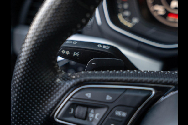 Audi A5 Coupé 2.0 TFSI S-line Launch Edition / Pano / Massage stoelen / Carplay / Sfeerverlichting