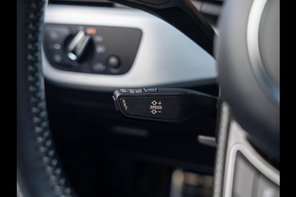 Audi A5 Coupé 2.0 TFSI S-line Launch Edition / Pano / Massage stoelen / Carplay / Sfeerverlichting