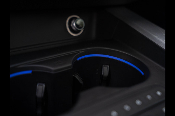 Audi A5 Coupé 2.0 TFSI S-line Launch Edition / Pano / Massage stoelen / Carplay / Sfeerverlichting