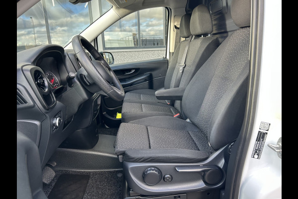 Mercedes-Benz Vito 116 CDI L2 Pro 2500KG Trekhaak / MBUX / Camera / Navigatie / Cruise control / Airco / Achterdeuren Mercedes-Benz Vito 116 CDI L2 Pro 2500KG Trekhaak / MBUX / Camera / Navigatie / Cruise control / Airco / Achterdeuren