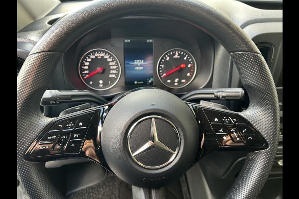 Mercedes-Benz Vito 116 CDI L2 Pro 2500KG Trekhaak / MBUX / Camera / Navigatie / Cruise control / Airco / Achterdeuren Mercedes-Benz Vito 116 CDI L2 Pro 2500KG Trekhaak / MBUX / Camera / Navigatie / Cruise control / Airco / Achterdeuren