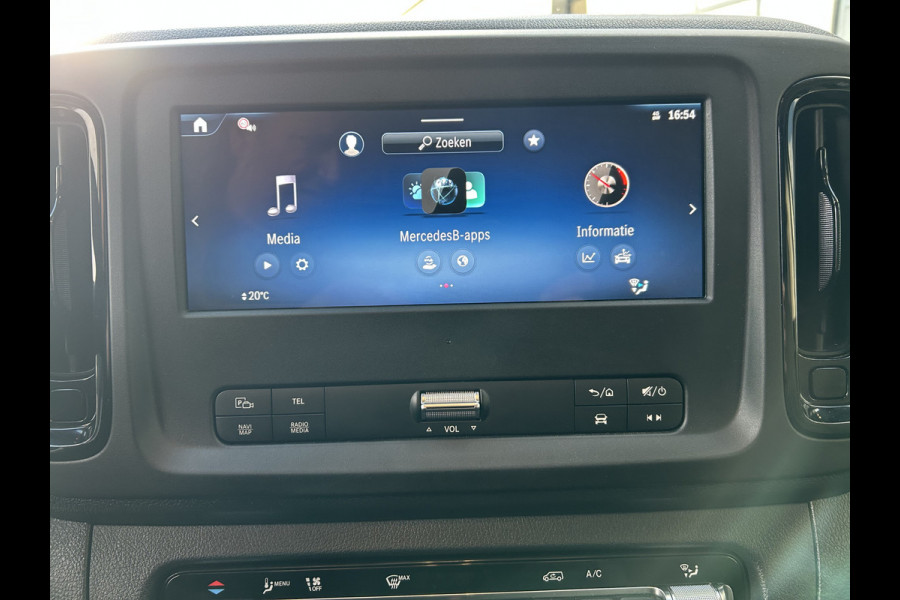Mercedes-Benz Vito 116 CDI L2 Pro 2500KG Trekhaak / MBUX / Camera / Navigatie / Cruise control / Airco / Achterdeuren Mercedes-Benz Vito 116 CDI L2 Pro 2500KG Trekhaak / MBUX / Camera / Navigatie / Cruise control / Airco / Achterdeuren