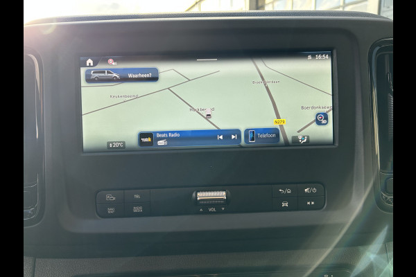 Mercedes-Benz Vito 116 CDI L2 Pro 2500KG Trekhaak / MBUX / Camera / Navigatie / Cruise control / Airco / Achterdeuren Mercedes-Benz Vito 116 CDI L2 Pro 2500KG Trekhaak / MBUX / Camera / Navigatie / Cruise control / Airco / Achterdeuren