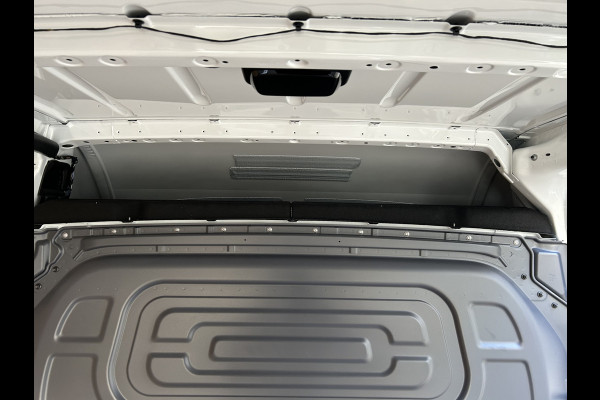 Mercedes-Benz Sprinter 317 CDI L2 H2 Automaat / 360 Camera / MBUX / Navigatie / Cruise control / Airco / 270 Graden achterdeuren Mercedes-Benz Sprinter 317 CDI L2 H2 Automaat / 360 Camera / MBUX / Navigatie / Cruise control / Airco / 270 Graden achterdeuren