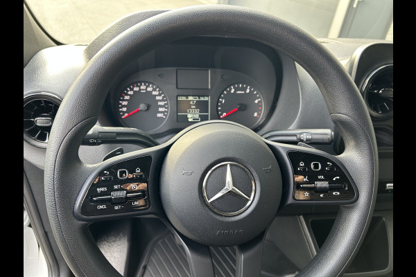 Mercedes-Benz Sprinter 317 CDI L2 H2 Automaat / 360 Camera / MBUX / Navigatie / Cruise control / Airco / 270 Graden achterdeuren Mercedes-Benz Sprinter 317 CDI L2 H2 Automaat / 360 Camera / MBUX / Navigatie / Cruise control / Airco / 270 Graden achterdeuren