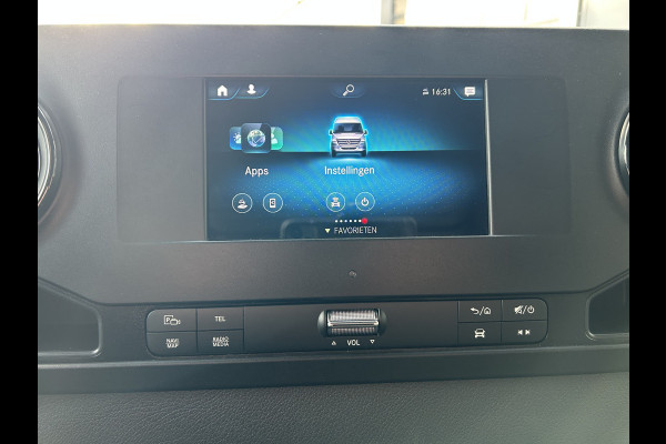Mercedes-Benz Sprinter 317 CDI L2 H2 Automaat / 360 Camera / MBUX / Navigatie / Cruise control / Airco / 270 Graden achterdeuren Mercedes-Benz Sprinter 317 CDI L2 H2 Automaat / 360 Camera / MBUX / Navigatie / Cruise control / Airco / 270 Graden achterdeuren