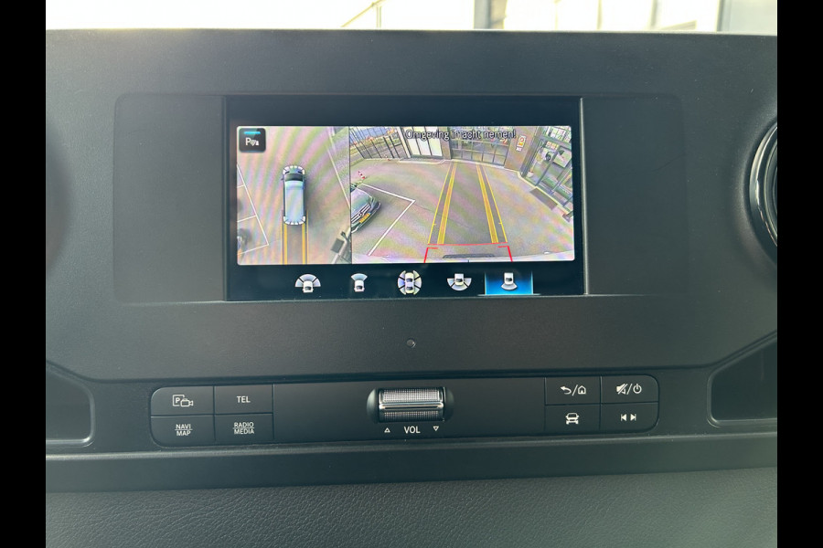 Mercedes-Benz Sprinter 317 CDI L2 H2 Automaat / 360 Camera / MBUX / Navigatie / Cruise control / Airco / 270 Graden achterdeuren Mercedes-Benz Sprinter 317 CDI L2 H2 Automaat / 360 Camera / MBUX / Navigatie / Cruise control / Airco / 270 Graden achterdeuren