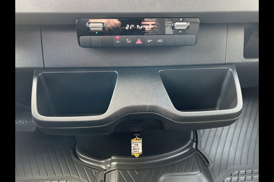 Mercedes-Benz Sprinter 317 CDI L2 H2 Automaat / 360 Camera / MBUX / Navigatie / Cruise control / Airco / 270 Graden achterdeuren Mercedes-Benz Sprinter 317 CDI L2 H2 Automaat / 360 Camera / MBUX / Navigatie / Cruise control / Airco / 270 Graden achterdeuren
