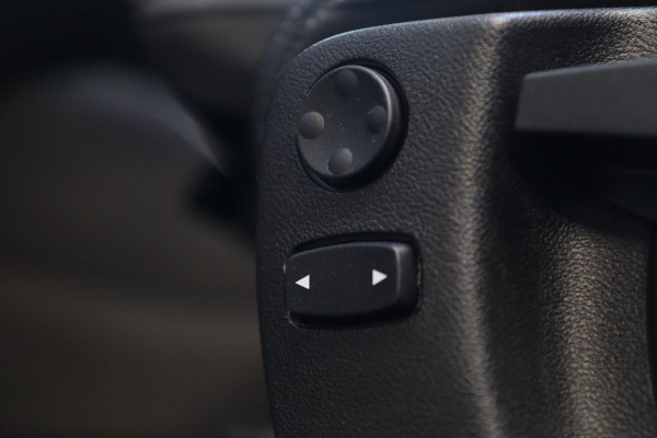 BMW X4 XDrive30i / PANODAK / KEYLESS / HUD / CAMERA / DODEHOEK / STUUR+STOELVERW BMW X4 XDrive30i / PANODAK / KEYLESS / HUD / CAMERA / DODEHOEK / STUUR+STOELVERW