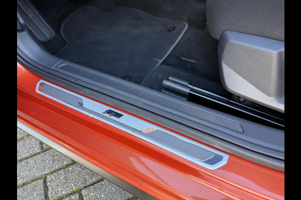 Volkswagen Polo 1.0 TSI 116PK Highline Business R - Automaat - Pano/schuifdak - Navi - Camera - Climate Volkswagen Polo 1.0 TSI 116PK Highline Business R - Automaat - Pano/schuifdak - Navi - Camera - Climate