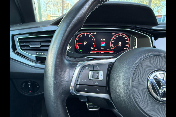 Volkswagen Polo 1.0 TSI 116PK Highline Business R - Automaat - Pano/schuifdak - Navi - Camera - Climate Volkswagen Polo 1.0 TSI 116PK Highline Business R - Automaat - Pano/schuifdak - Navi - Camera - Climate