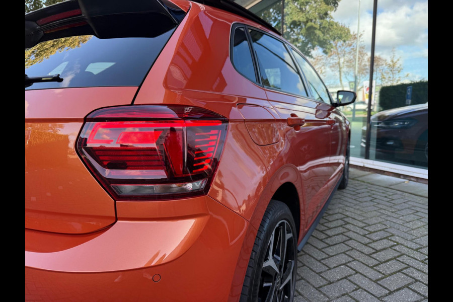 Volkswagen Polo 1.0 TSI 116PK Highline Business R - Automaat - Pano/schuifdak - Navi - Camera - Climate Volkswagen Polo 1.0 TSI 116PK Highline Business R - Automaat - Pano/schuifdak - Navi - Camera - Climate