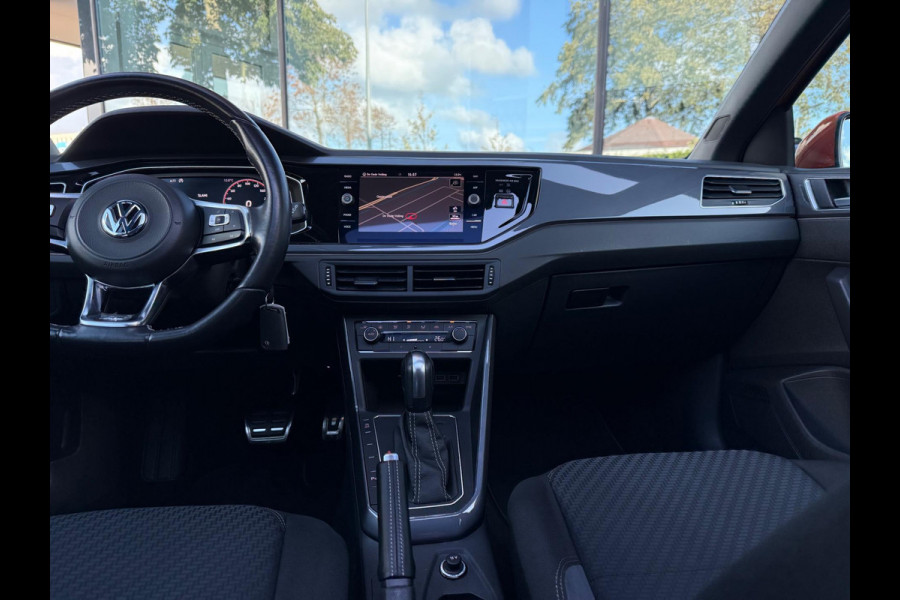 Volkswagen Polo 1.0 TSI 116PK Highline Business R - Automaat - Pano/schuifdak - Navi - Camera - Climate Volkswagen Polo 1.0 TSI 116PK Highline Business R - Automaat - Pano/schuifdak - Navi - Camera - Climate