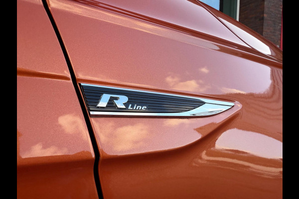 Volkswagen Polo 1.0 TSI 116PK Highline Business R - Automaat - Pano/schuifdak - Navi - Camera - Climate Volkswagen Polo 1.0 TSI 116PK Highline Business R - Automaat - Pano/schuifdak - Navi - Camera - Climate