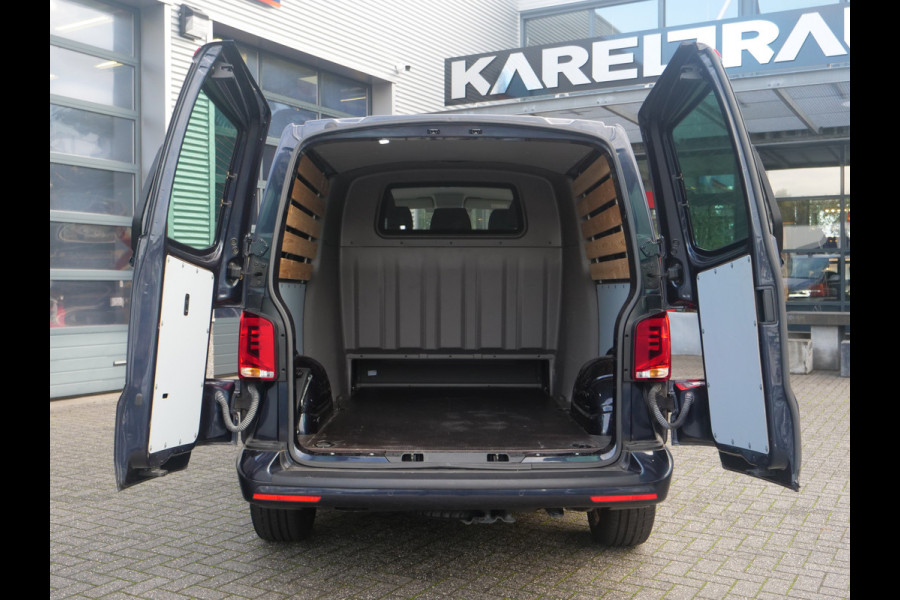 Volkswagen Transporter 2.0 TDI 150 | Aut. | DC | Bulli | L2H1 | Navi | Cruise | Airco.. Volkswagen Transporter 2.0 TDI 150 | Aut. | DC | Bulli | L2H1 | Navi | Cruise | Airco..