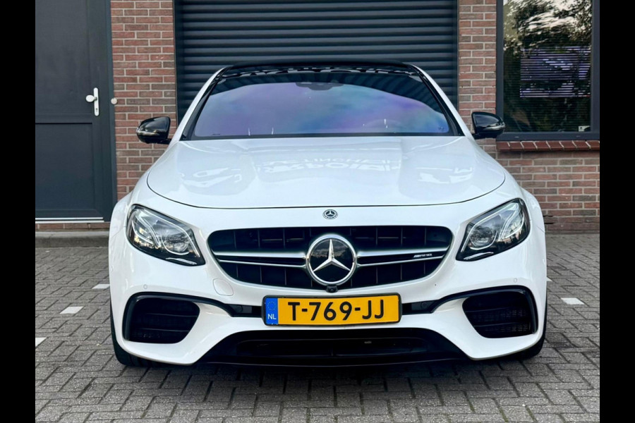 Mercedes-Benz E-Klasse E63S AMG 4MATIC 612PK Head-Up 3D Burmester Pano Luchtvering Voll Mercedes-Benz E-Klasse E63S AMG 4MATIC 612PK Head-Up 3D Burmester Pano Luchtvering Voll