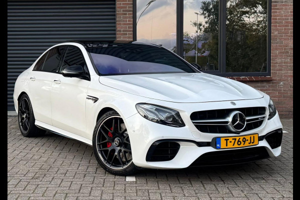 Mercedes-Benz E-Klasse E63S AMG 4MATIC 612PK Head-Up 3D Burmester Pano Luchtvering Voll Mercedes-Benz E-Klasse E63S AMG 4MATIC 612PK Head-Up 3D Burmester Pano Luchtvering Voll
