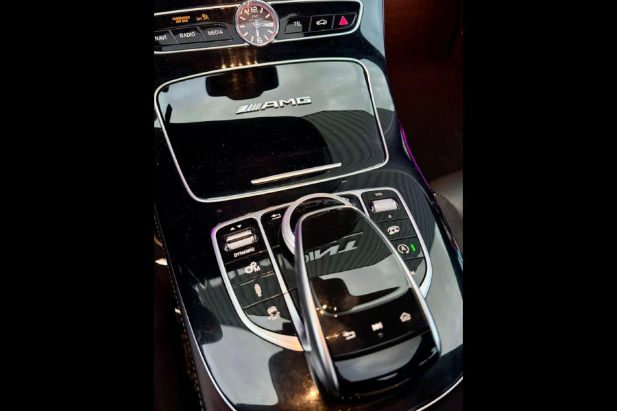 Mercedes-Benz E-Klasse E63S AMG 4MATIC 612PK Head-Up 3D Burmester Pano Luchtvering Voll Mercedes-Benz E-Klasse E63S AMG 4MATIC 612PK Head-Up 3D Burmester Pano Luchtvering Voll