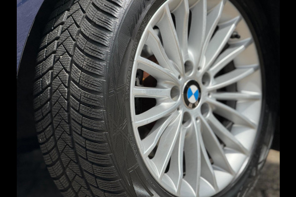 BMW 3 Serie Touring 320i Luxury 2019 AUT NAVI LEDER 1e Eig!