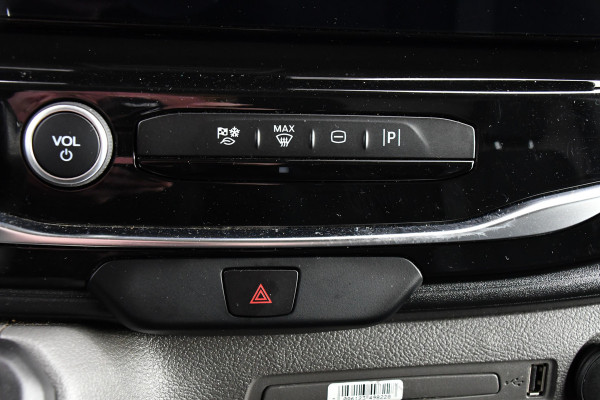 Ford Transit 350 2.0 TDCI L3H2 RWD Black Edition Adaptieve Cruise, Camera, 3500kg Trekhaak, 2 x Schuifdeur, Carplay, Xenon, 165pk, Automaat, Uniek! Ford Transit 350 2.0 TDCI L3H2 RWD Black Edition Adaptieve Cruise, Camera, 3500kg Trekhaak, 2 x Schuifdeur, Carplay, Xenon, 165pk, Automaat, Uniek!