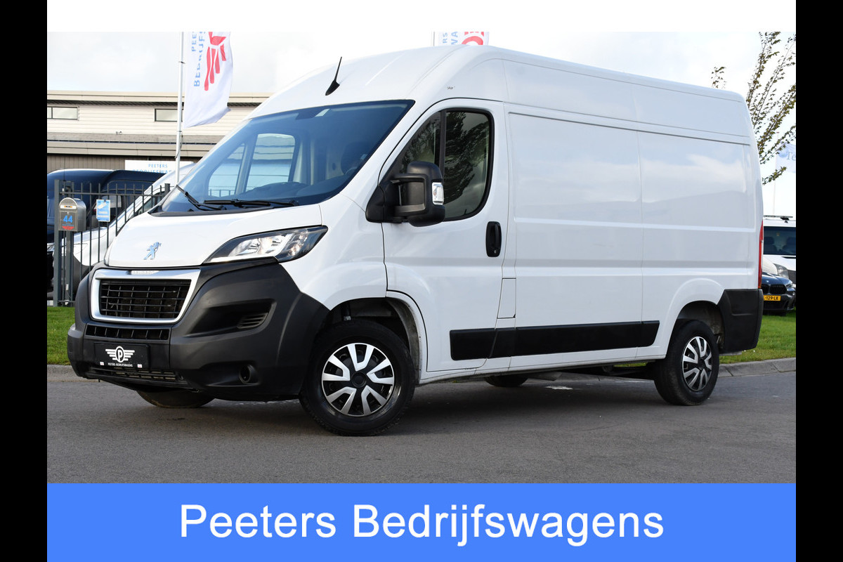Peugeot Boxer 2.2 BlueHDi 120 L2H2 Premium Cruise, NAVI, Sensoren, Trekhaak, Multimedia, 120pk, Uniek! Peugeot Boxer 2.2 BlueHDi 120 L2H2 Premium Cruise, NAVI, Sensoren, Trekhaak, Multimedia, 120pk, Uniek!