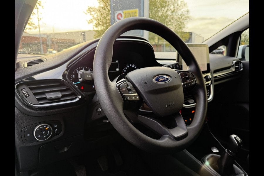 Ford Fiesta BWJ 2019 | 1.1 85PK Trend | TREKHAAK | AIRCO | PDC | NAVI | CRUISE | LICHTMETAAL