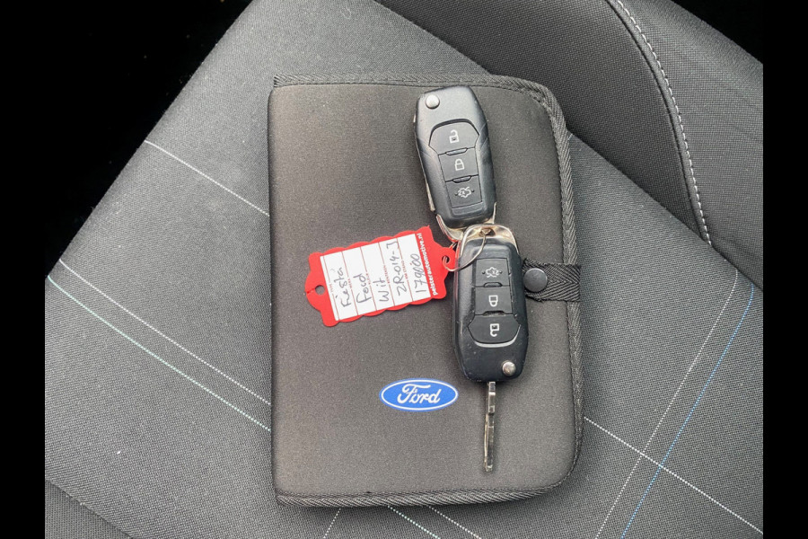 Ford Fiesta BWJ 2019 | 1.1 85PK Trend | TREKHAAK | AIRCO | PDC | NAVI | CRUISE | LICHTMETAAL