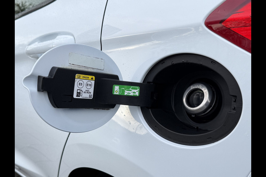 Ford Fiesta BWJ 2019 | 1.1 85PK Trend | TREKHAAK | AIRCO | PDC | NAVI | CRUISE | LICHTMETAAL