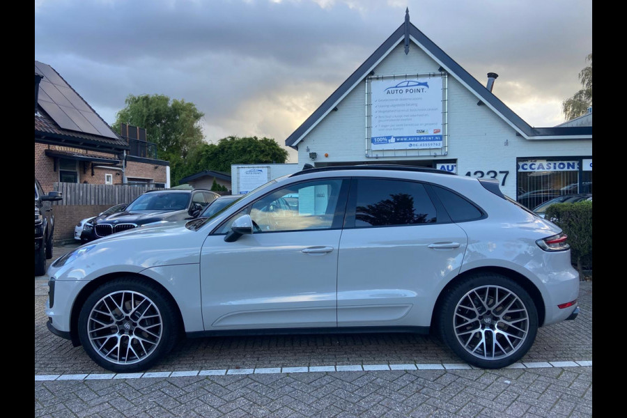 Porsche Macan 2.0 KRIJTGRIJS/SPORTDESIGN/PANO/BOSE/NAVI Porsche Macan 2.0 KRIJTGRIJS/SPORTDESIGN/PANO/BOSE/NAVI