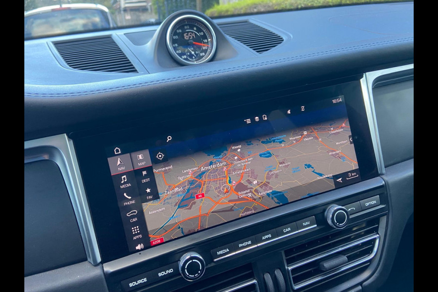 Porsche Macan 2.0 KRIJTGRIJS/SPORTDESIGN/PANO/BOSE/NAVI Porsche Macan 2.0 KRIJTGRIJS/SPORTDESIGN/PANO/BOSE/NAVI