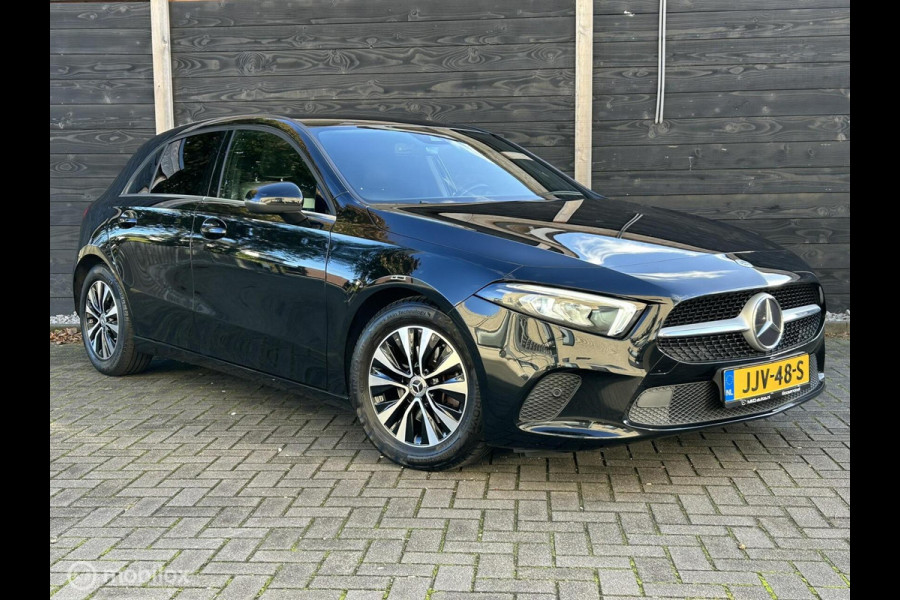 Mercedes-Benz A-Klasse 180 Business Solution FM nav / Camera / Half leder / LED