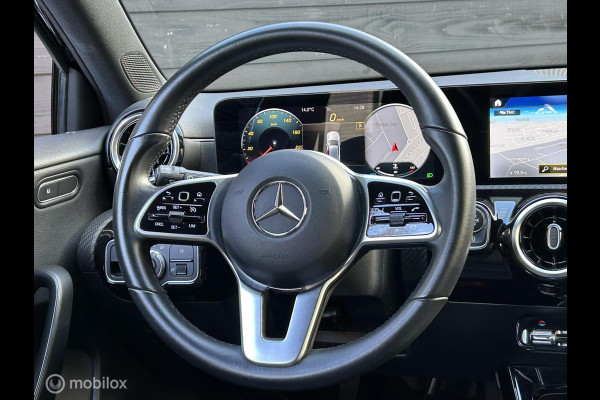 Mercedes-Benz A-Klasse 180 Business Solution FM nav / Camera / Half leder / LED