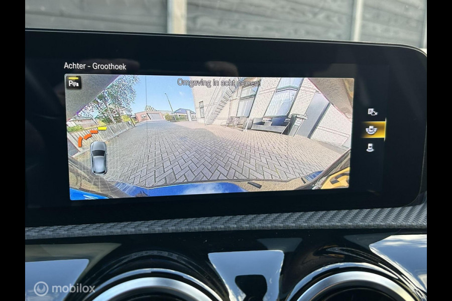 Mercedes-Benz A-Klasse 180 Business Solution FM nav / Camera / Half leder / LED