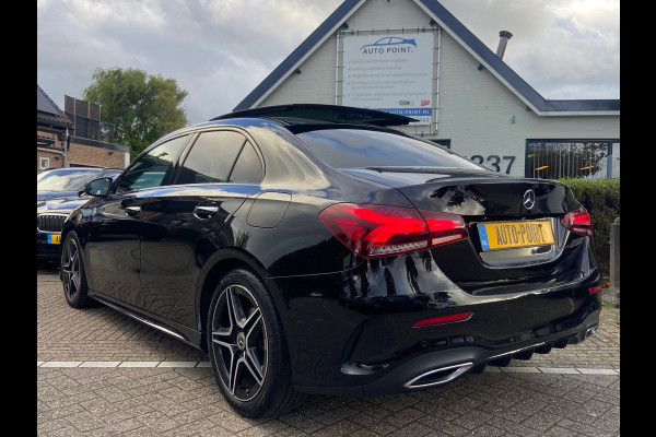 Mercedes-Benz A-Klasse 180 AMG-NIGHT PAKKET/PANO/SFEER/WIDESCREEN/CAMERA