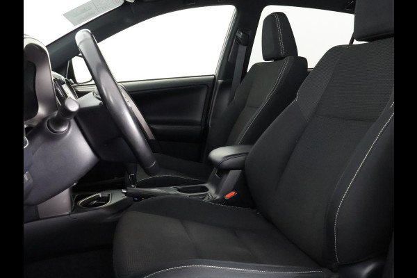 Toyota RAV4 2.5 HYBRID BLACK EDITION AUTOMAAT GARANTIE 6-2028 NAVI.PDC.CAMERA.18 INCH. SLECHTS 99.000 KM. Toyota RAV4 2.5 HYBRID BLACK EDITION AUTOMAAT GARANTIE 6-2028 NAVI.PDC.CAMERA.18 INCH. SLECHTS 99.000 KM.