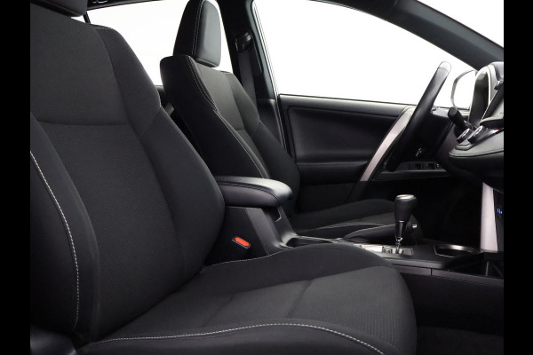 Toyota RAV4 2.5 HYBRID BLACK EDITION AUTOMAAT GARANTIE 6-2028 NAVI.PDC.CAMERA.18 INCH. SLECHTS 99.000 KM. Toyota RAV4 2.5 HYBRID BLACK EDITION AUTOMAAT GARANTIE 6-2028 NAVI.PDC.CAMERA.18 INCH. SLECHTS 99.000 KM.