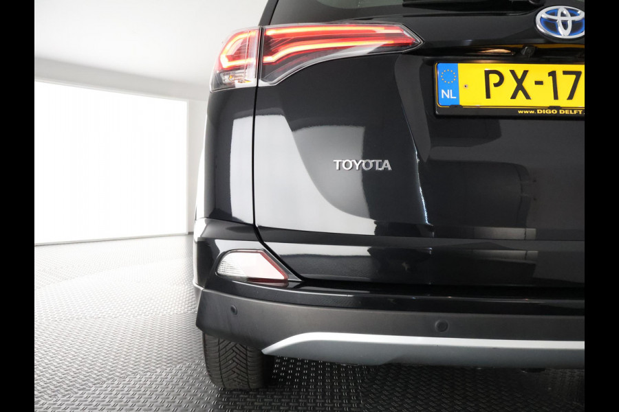 Toyota RAV4 2.5 HYBRID DYNAMIC BLACK GARANTIE 10-2027 NAVI.ADAPTIVE CRUISE.PDC VOOR+ACHTER 100% ONDERHOUDEN