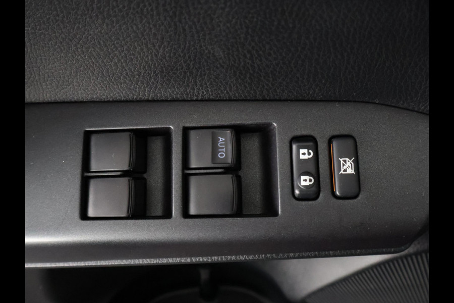 Toyota RAV4 2.5 HYBRID DYNAMIC BLACK GARANTIE 10-2027 NAVI.ADAPTIVE CRUISE.PDC VOOR+ACHTER 100% ONDERHOUDEN