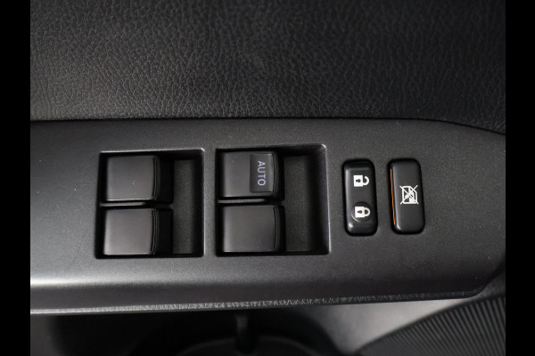 Toyota RAV4 2.5 HYBRID DYNAMIC BLACK GARANTIE 10-2027 NAVI.ADAPTIVE CRUISE.PDC VOOR+ACHTER 100% ONDERHOUDEN