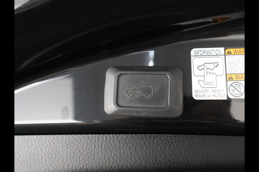 Toyota RAV4 2.5 HYBRID DYNAMIC BLACK GARANTIE 10-2027 NAVI.ADAPTIVE CRUISE.PDC VOOR+ACHTER 100% ONDERHOUDEN