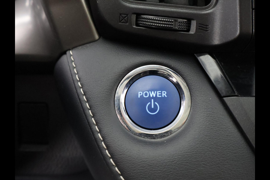 Toyota RAV4 2.5 HYBRID DYNAMIC BLACK GARANTIE 10-2027 NAVI.ADAPTIVE CRUISE.PDC VOOR+ACHTER 100% ONDERHOUDEN