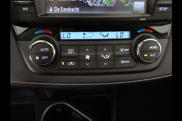 Toyota RAV4 2.5 HYBRID DYNAMIC BLACK GARANTIE 10-2027 NAVI.ADAPTIVE CRUISE.PDC VOOR+ACHTER 100% ONDERHOUDEN