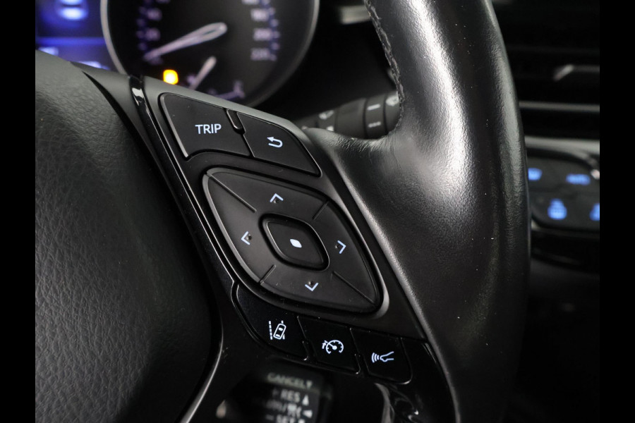 Toyota C-HR 116 PK DYNAMIC URBAN NAVI 1e EIG GARANTIE 6-2028 ! LMV.CLIMA. ADAPTIEF CRUISE CONTROL . KEYLESS ENTRY . ELEKTRISCHE INKLAPBARE SPIEGELS .