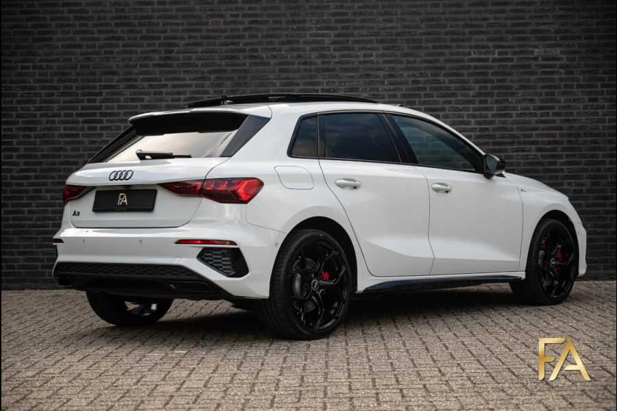 Audi A3 Sportback 45 TFSI e S Line Competition Panodak|RSseats|Sfeer|Headup|Massage|19Inch Audi A3 Sportback 45 TFSI e S Line Competition Panodak|RSseats|Sfeer|Headup|Massage|19Inch