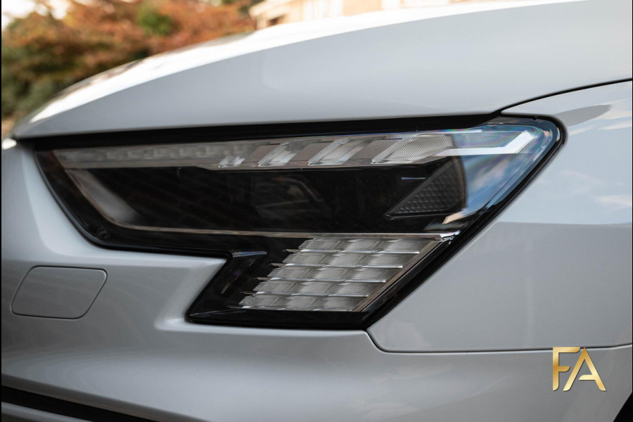 Audi A3 Sportback 45 TFSI e S Line Competition Panodak|RSseats|Sfeer|Headup|Massage|19Inch Audi A3 Sportback 45 TFSI e S Line Competition Panodak|RSseats|Sfeer|Headup|Massage|19Inch