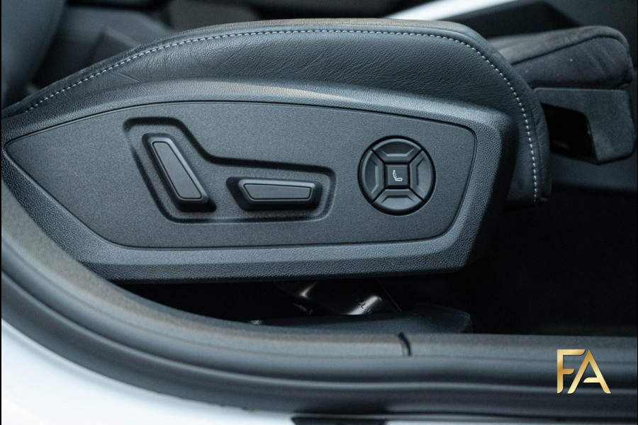 Audi A3 Sportback 45 TFSI e S Line Competition Panodak|RSseats|Sfeer|Headup|Massage|19Inch Audi A3 Sportback 45 TFSI e S Line Competition Panodak|RSseats|Sfeer|Headup|Massage|19Inch