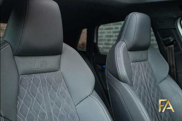 Audi A3 Sportback 45 TFSI e S Line Competition Panodak|RSseats|Sfeer|Headup|Massage|19Inch Audi A3 Sportback 45 TFSI e S Line Competition Panodak|RSseats|Sfeer|Headup|Massage|19Inch