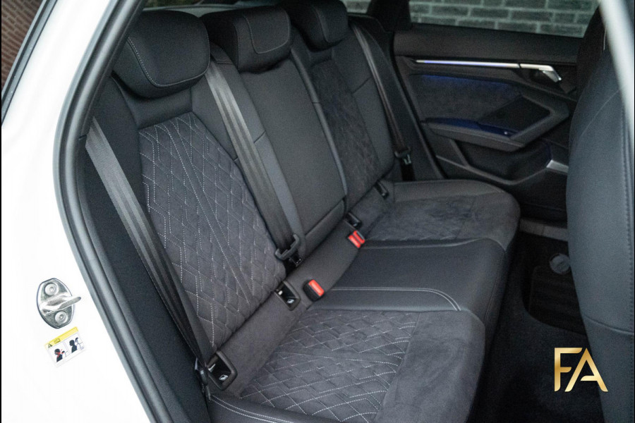 Audi A3 Sportback 45 TFSI e S Line Competition Panodak|RSseats|Sfeer|Headup|Massage|19Inch Audi A3 Sportback 45 TFSI e S Line Competition Panodak|RSseats|Sfeer|Headup|Massage|19Inch